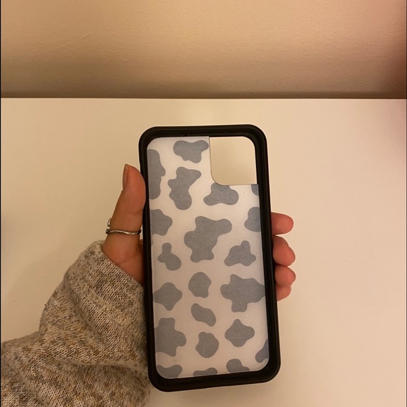 iphone 11 pro max wildflower cow print case - Picture 2 of 4